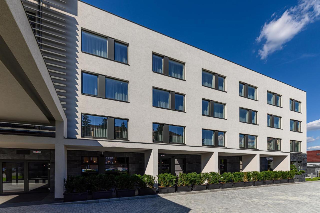 B The Hotel Sfântu-Gheorghe Exteriér fotografie